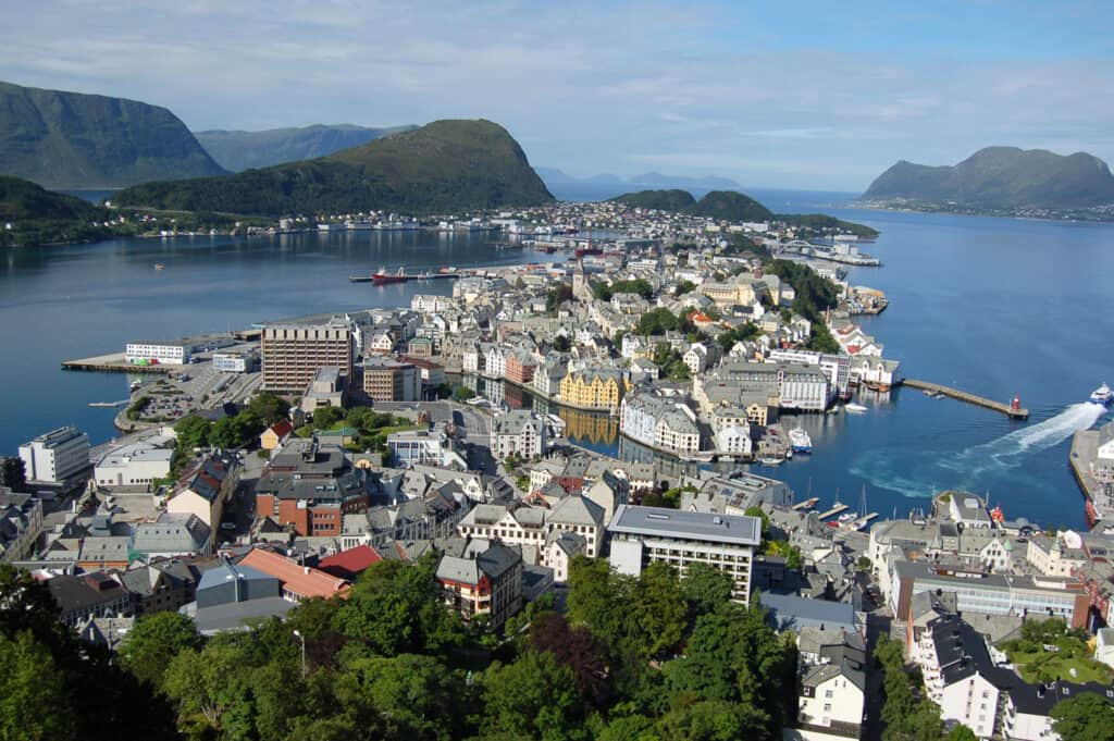 Alesund tour dei fiordi