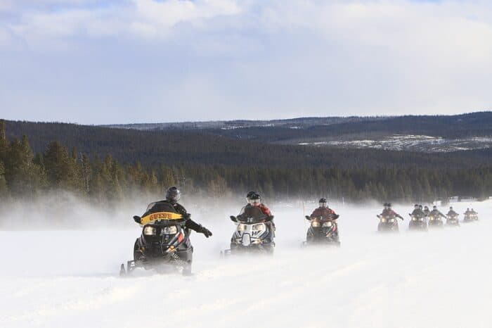 Alpi Lyngen Safari in motoslitta