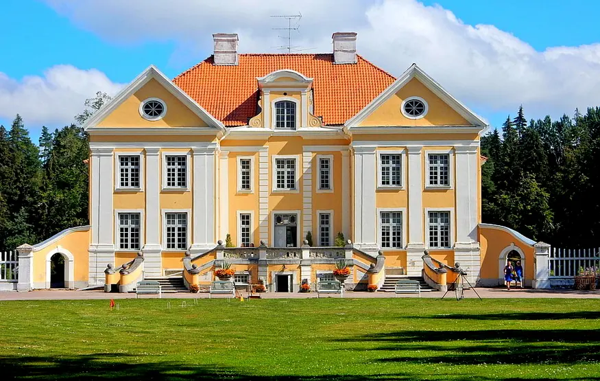 manor-house-di-palmse-estonia9