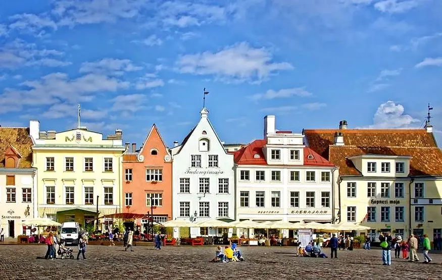 piazza-de-municipio-di-tallinn